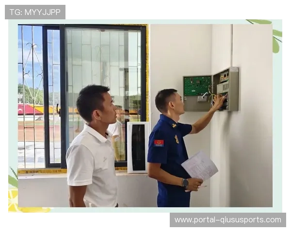 湘超赛场安保与志愿者协作，保障比赛进行